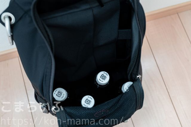 PCと一緒に500mlペットボトル4本を入れたBuddyの内部